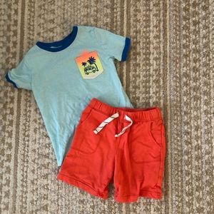 Boys size 5 Oshkosh outfit.